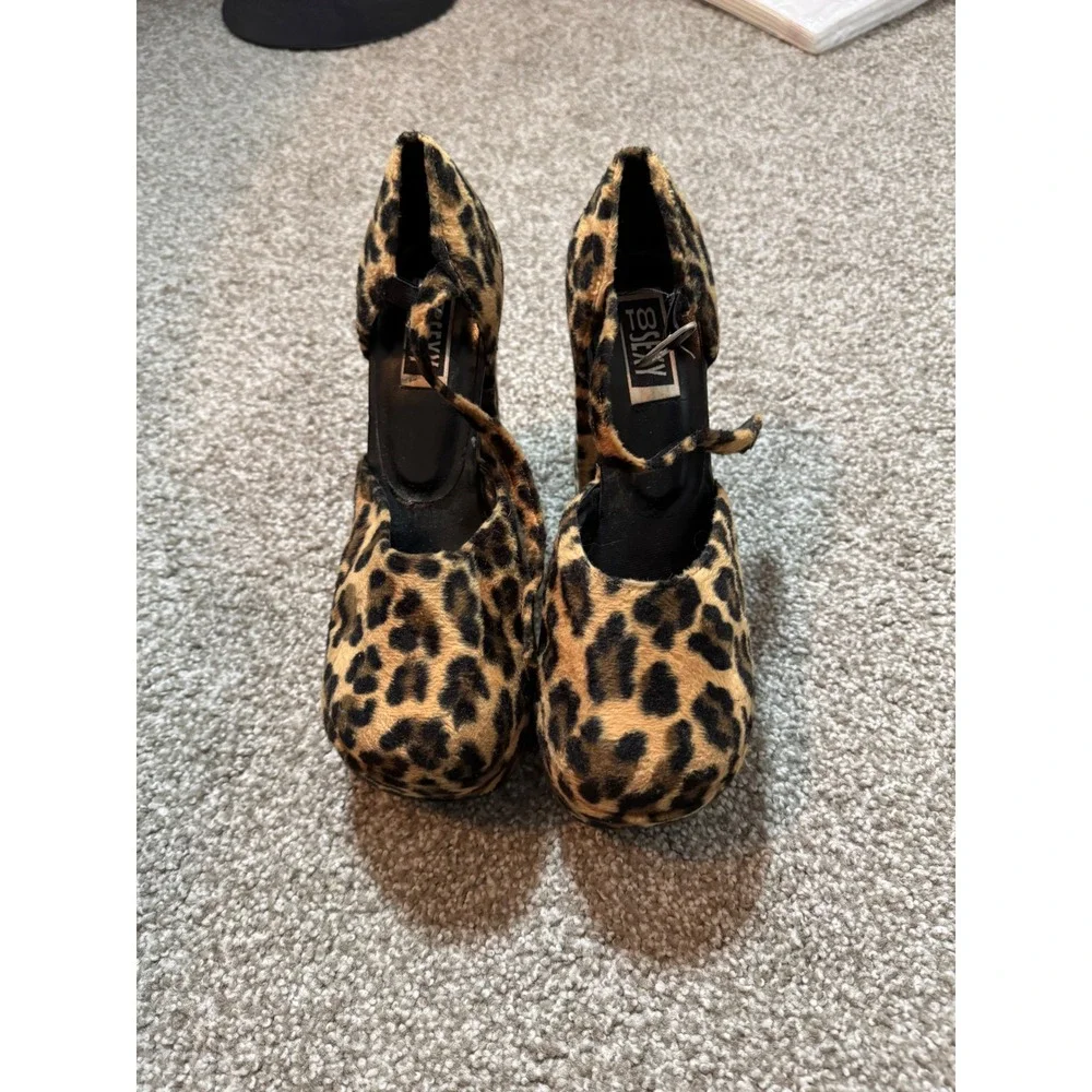 Too Sexy Leopard Print Faux Fur Platform Block Heels Ankle Strap Pumps 7.5